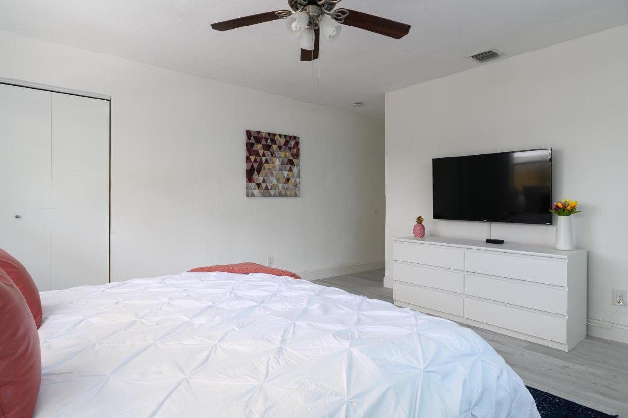 فورت لودرديل Luxury Casa 4 Bedrooms With Pool & Game Room 15 Mins To Ocean المظهر الخارجي الصورة